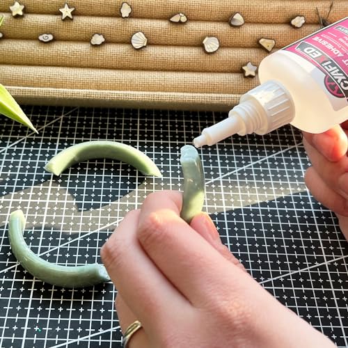 QuickFlow 1000 Super Glue Liquid Instant Clear Cyanoacrylate Medium Thick Viscosity Adhesive